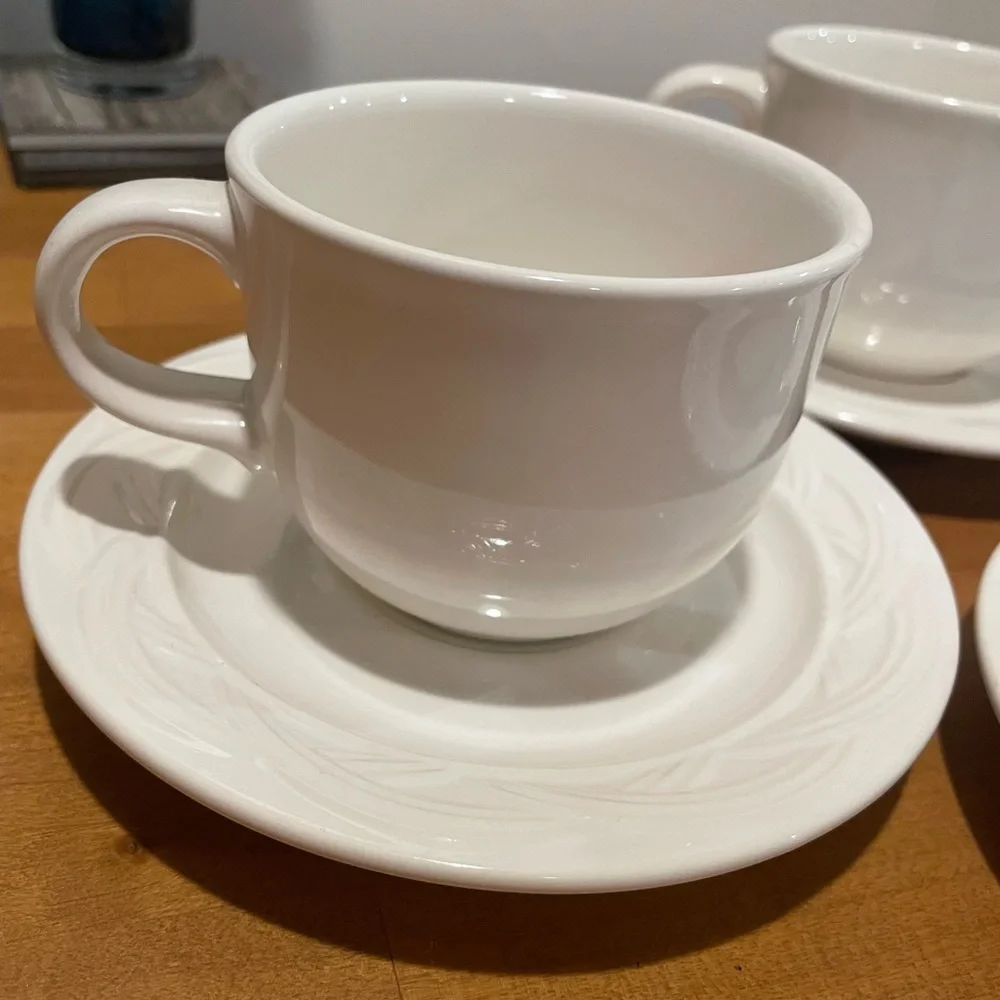 Classic White Pfaltzgraff Cup and Saucer Stoneware Set of 4, Acadia White